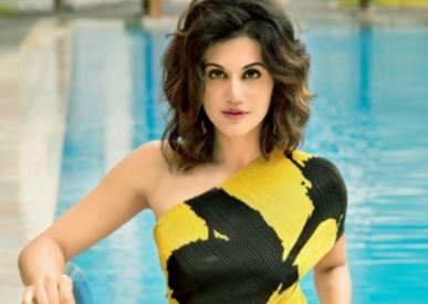 Taapsee Pannu: Hoping that we all read and understand our constitution