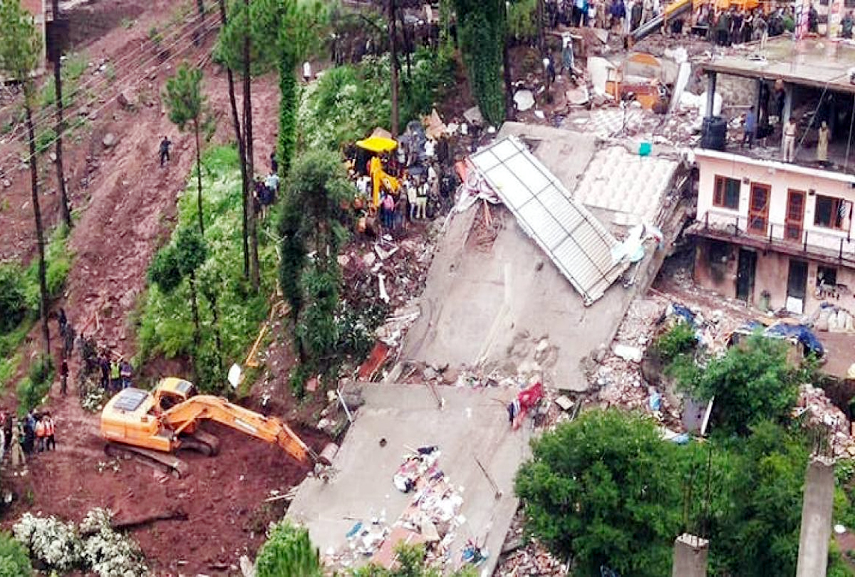 Seven, including 6 soldiers, were confirmed dead in the destruction of the Himachal building