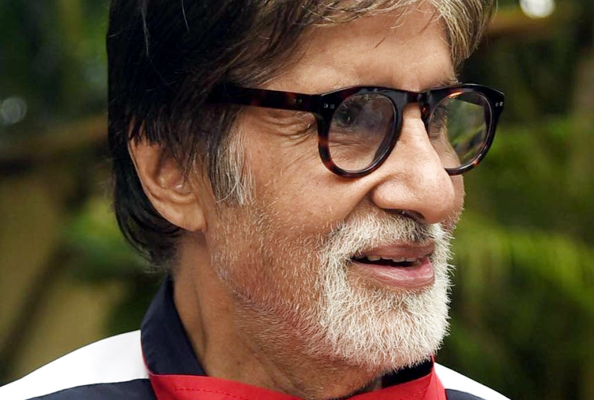 Conflicting Reports on Amitabh Bachchan's Health Confuse Fans