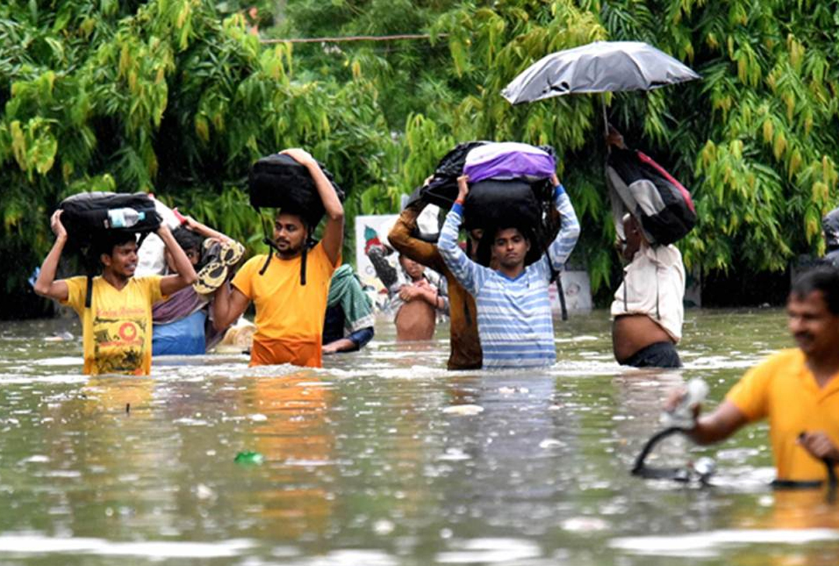 Bihar rain: waterlogging throws life out of gear in many parts of State